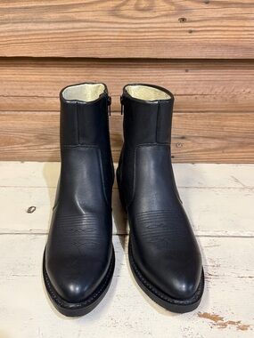 Durango 7” Black Leather Ankle Booties